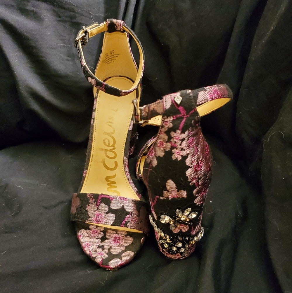 Sam Edelman Sakura Brocade With
Crystal Gem Heel